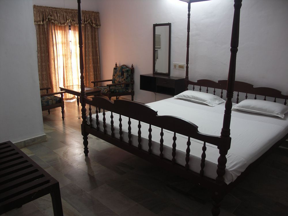 Hotel Park Avenue Kochi Zimmer foto
