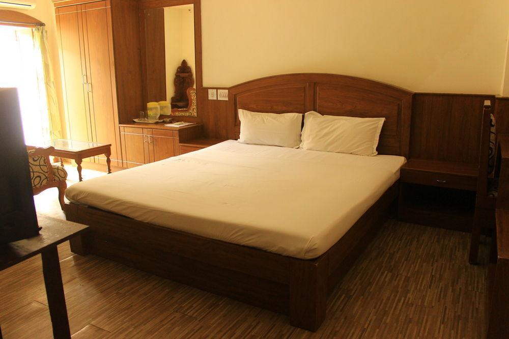 Hotel Park Avenue Kochi Exterior foto